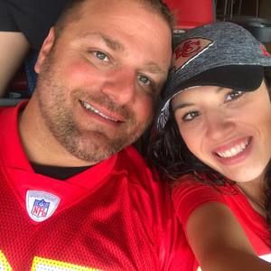 Meet your Posher, Elisa